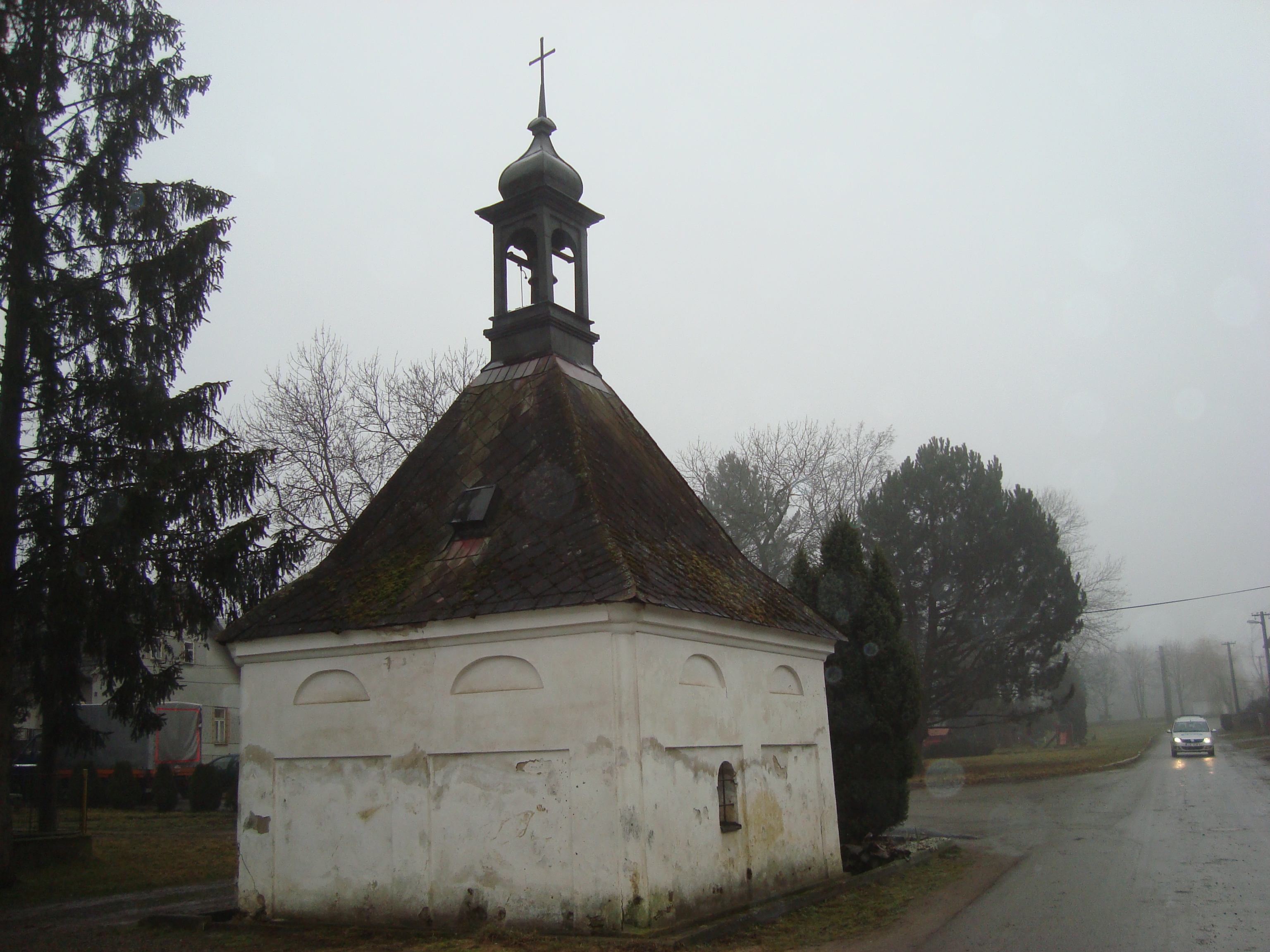 Foto z realizace Kaplička se zvoničkou Studénky